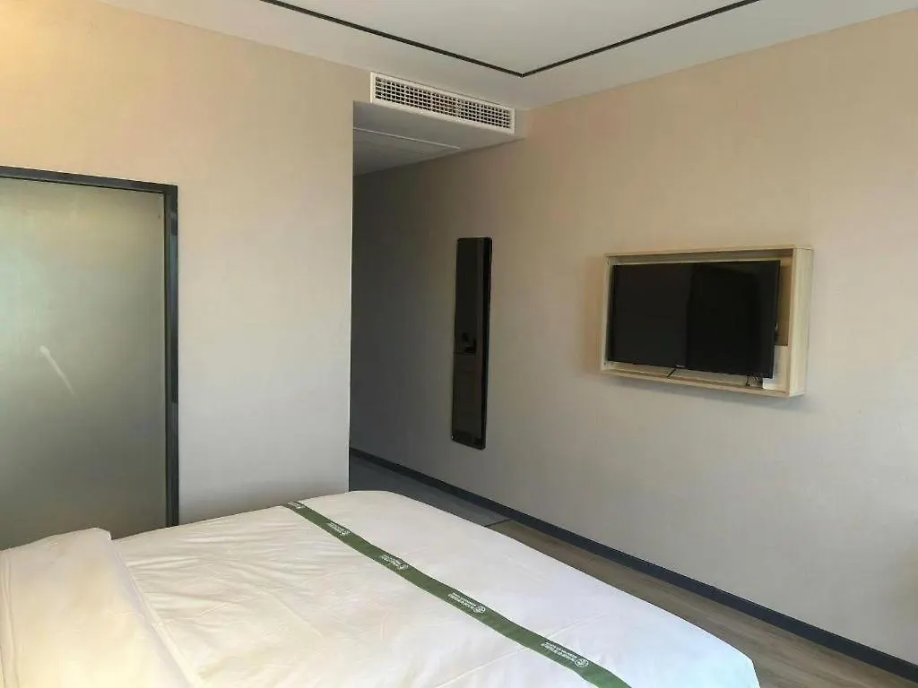 Greentree Inn Suzhou North Zhongshan Road Weiye Yingchun Plaza Business Hotel