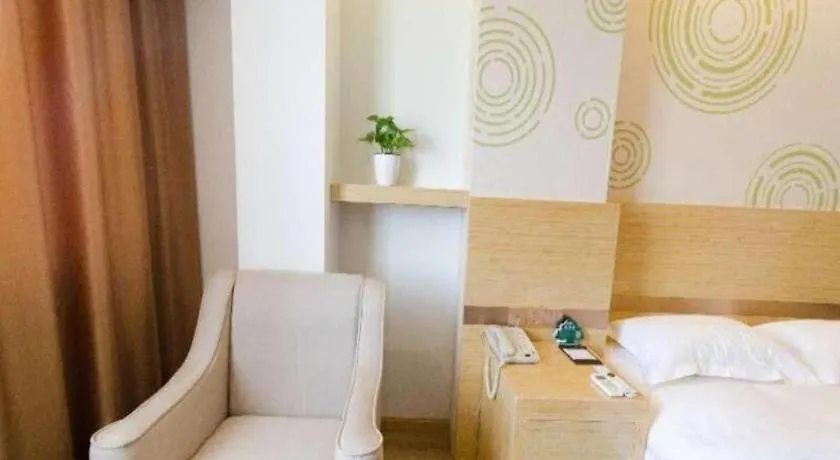 Greentree Inn Suzhou North Zhongshan Road Weiye Yingchun Plaza Business Hotel 中国