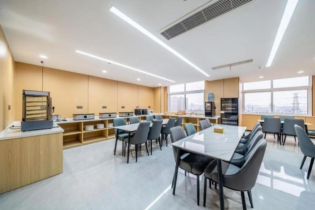 ***  Greentree Inn Suzhou North Zhongshan Road Weiye Yingchun Plaza Business Hotel 中国
