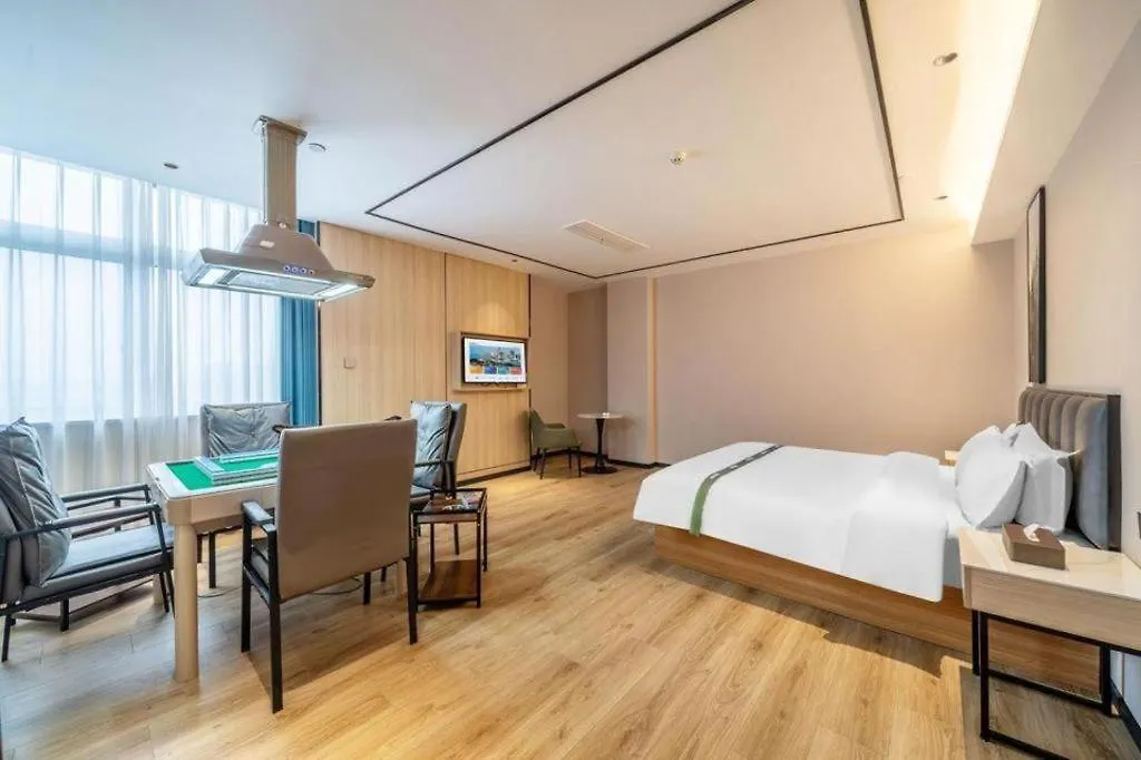 Greentree Inn Suzhou North Zhongshan Road Weiye Yingchun Plaza Business Hotel 3*, 소주