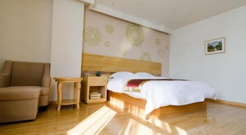 Greentree Inn Suzhou North Zhongshan Road Weiye Yingchun Plaza Business Hotel 3*, 소주 중국